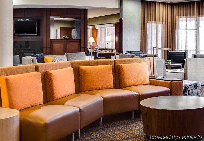 Courtyard Des Moines 3* Ankeny